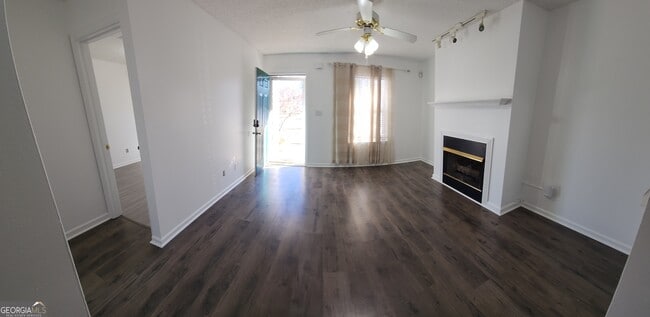 Building Photo - 200 Glynn Addy Dr