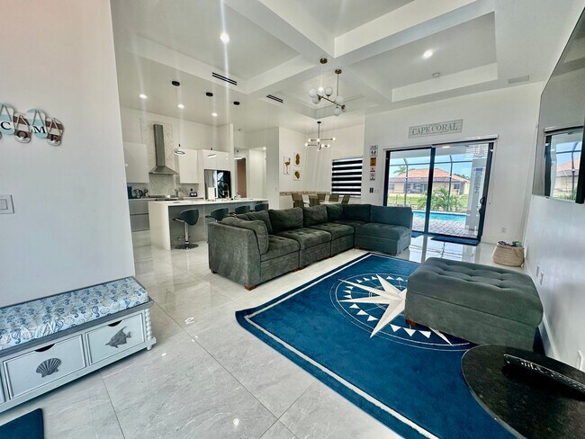 Foto del edificio - Fully Furnished Annual Rental- 3 Bedroom 2...