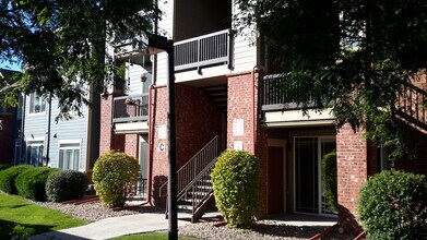 Building Photo - 2133 Krisron Rd