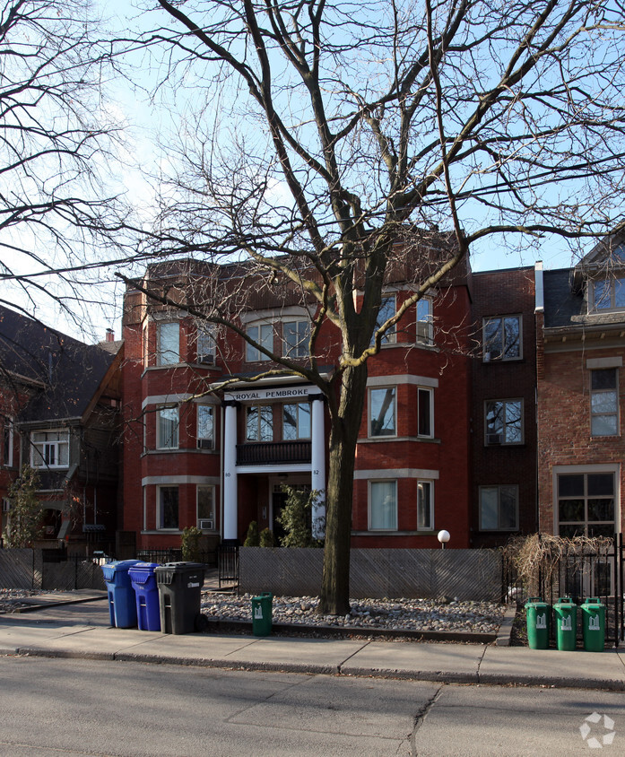 Primary Photo - 80-82 Pembroke St