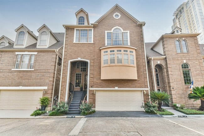 Foto del edificio - 4736 Post Oak Timber Dr