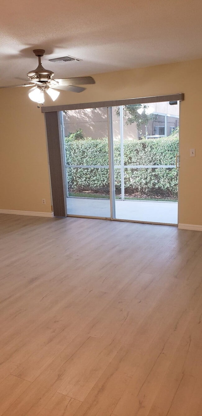 Foto del edificio - 168 Timberwalk Trail
