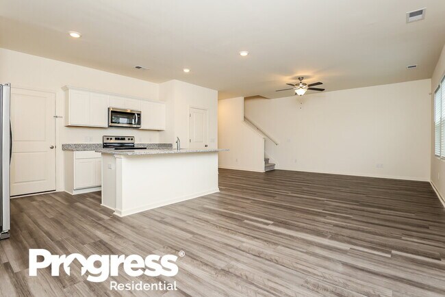 Building Photo - 811 Hydra Ln