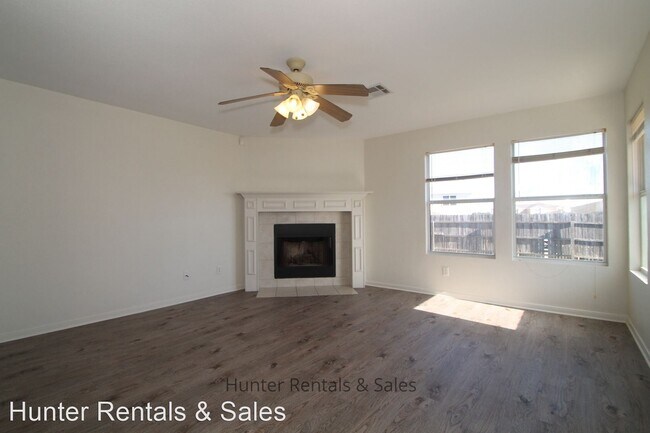 Foto del edificio - 3 br, 2 bath House - 4308 Paintbrush Drive