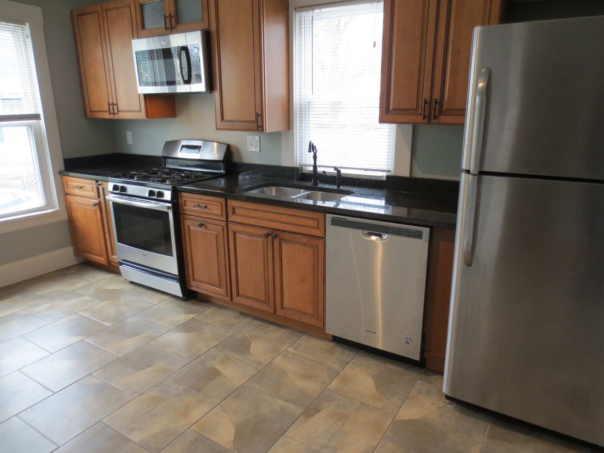 1849 W 65th St Cleveland, OH 44102 – photo 2