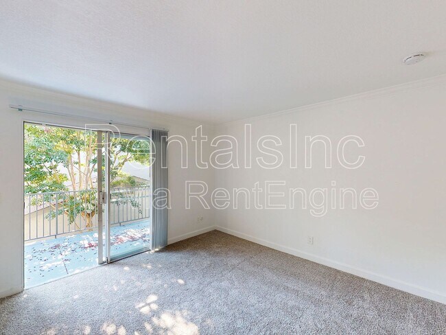Foto del edificio - 18213 Happy Ln