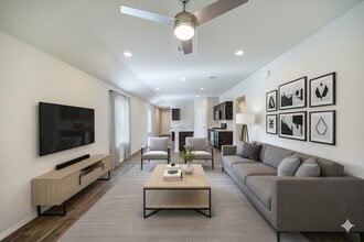 Building Photo - 16937 Rich Pines Dr