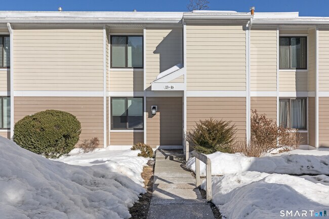 Foto del edificio - 13 Quincy Close