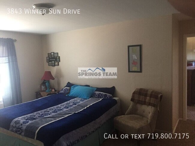 Foto del edificio - 3843 Winter Sun Dr