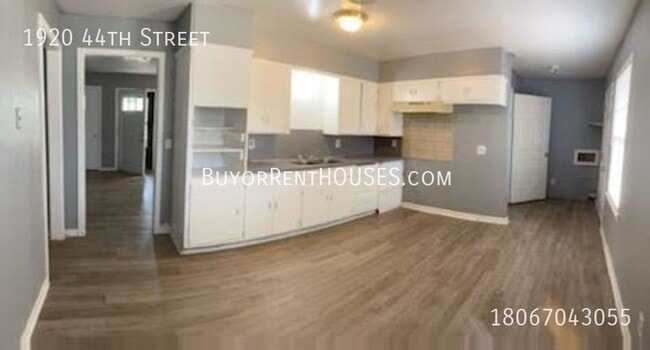 Building Photo - RENT is $1,375+ Pay $0 deposit at Move-In ...
