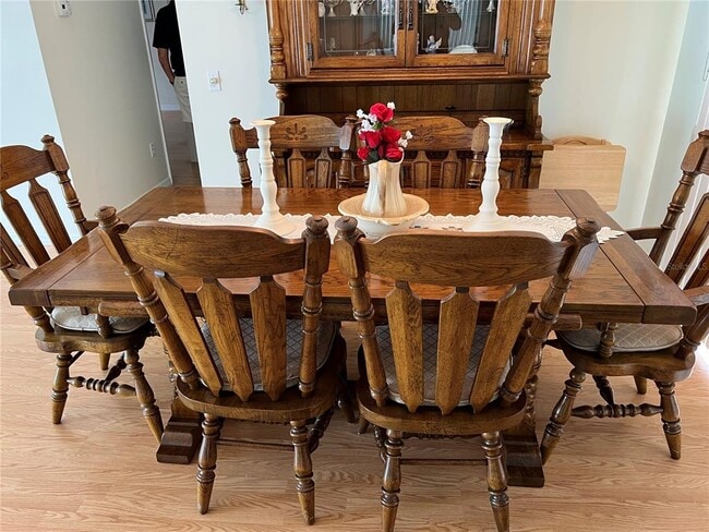 Foto del edificio - 1232 Zapata Pl