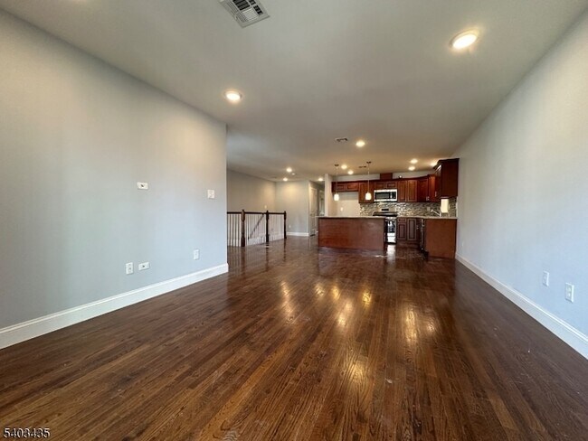 Foto del edificio - 15 N 6th St