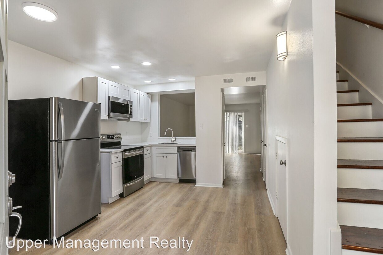 Primary Photo - 2 br, 1.5 bath Apartment - 1632 Fourth St....
