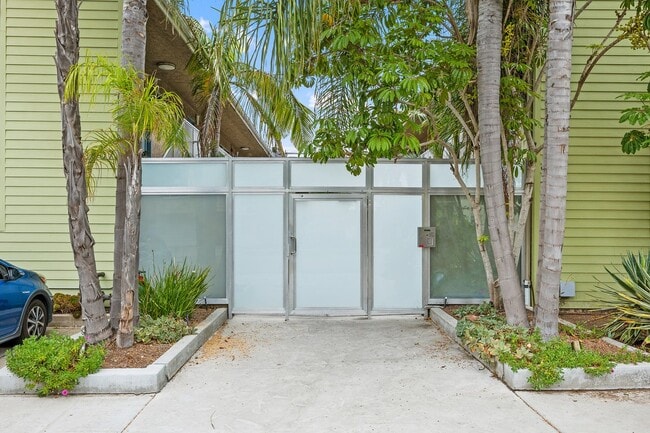 Foto del edificio - 3907 Georgia St