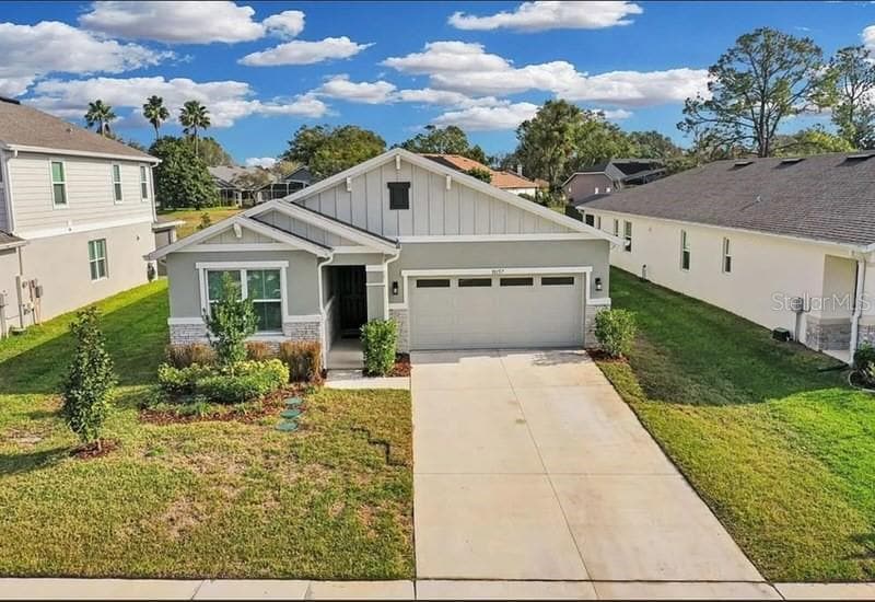Primary Photo - 10157 Spring Lake Dr
