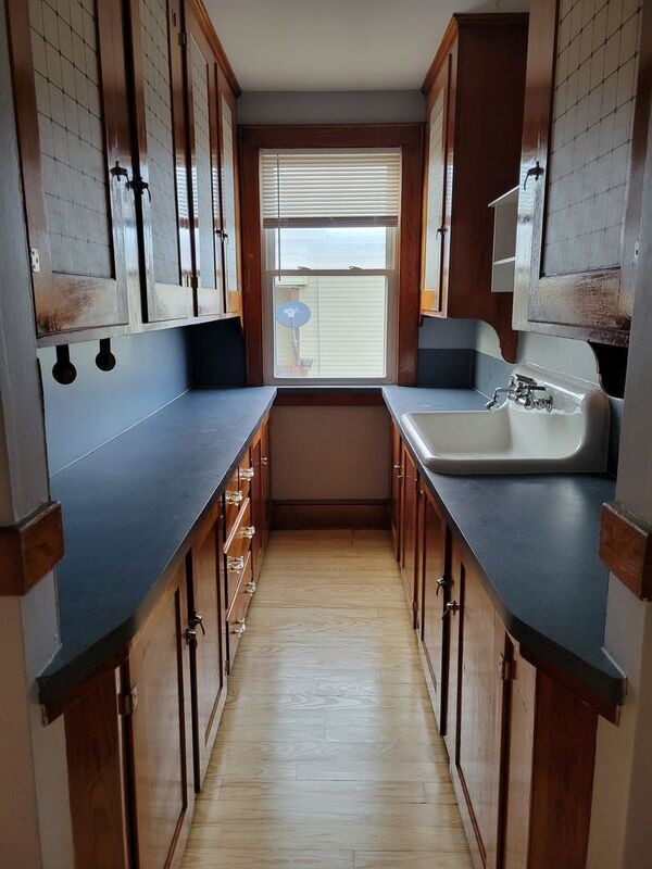 Foto del edificio - 402 Hevey St