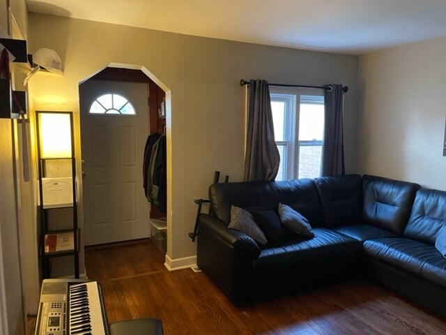 Foto del edificio - 7535 W Foster Ave