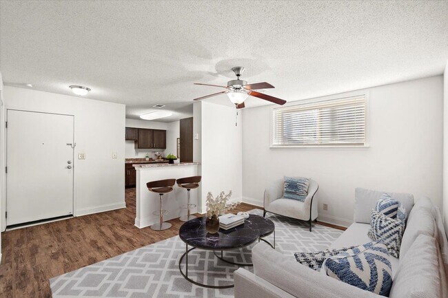 Building Photo - Fiesta Square Apartments & Townhomes