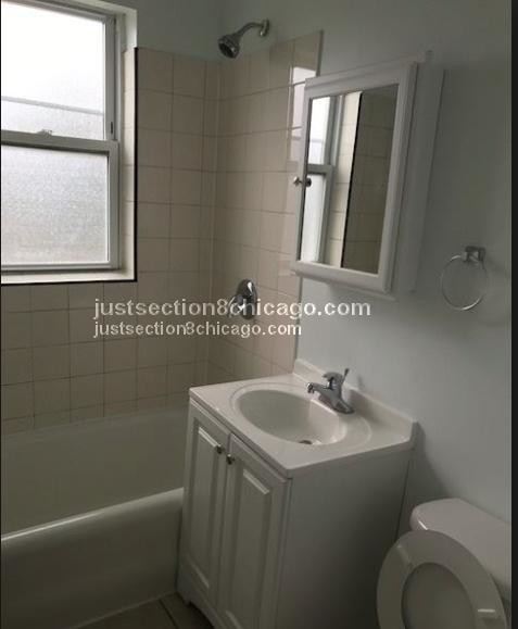 Building Photo - 6225 S Dorchester Ave