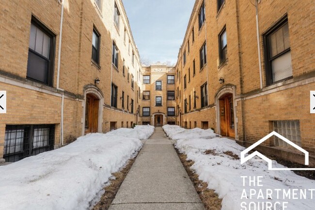 Building Photo - 2241 N Bissell St