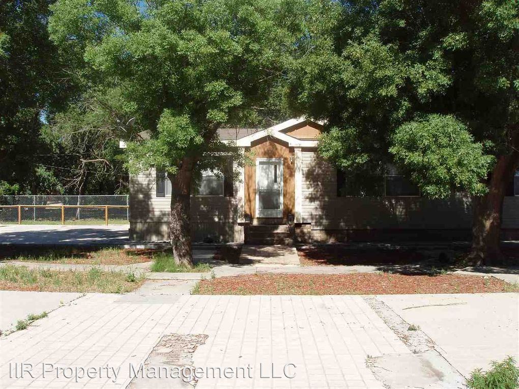 Foto principal - 708 E 3rd St