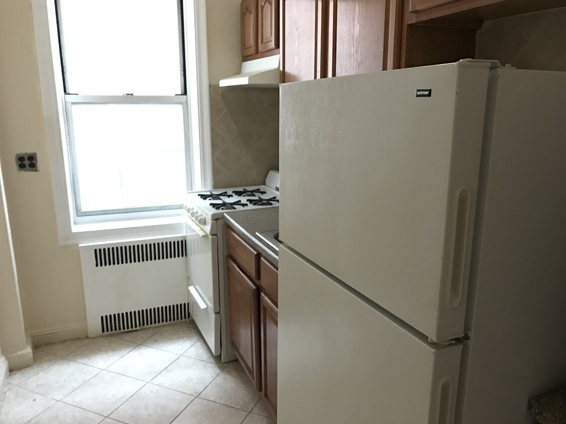 Foto principal - 1825 Foster Ave