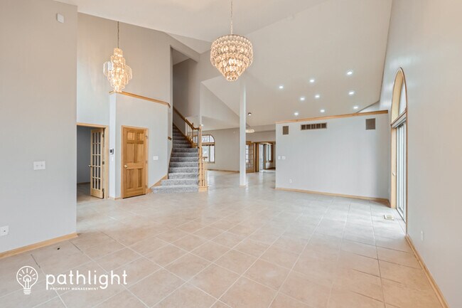 Foto del edificio - 8941 Vandegriff Way, Maple Grove, MN, 55311