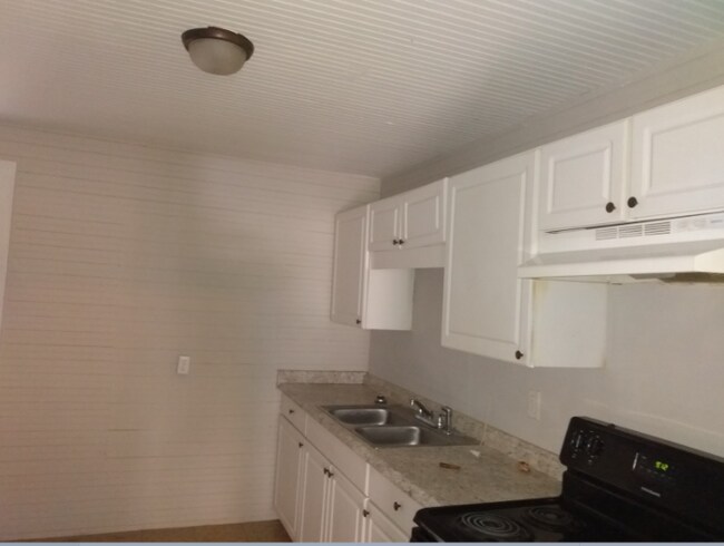 Building Photo - Branch Street, 37-38