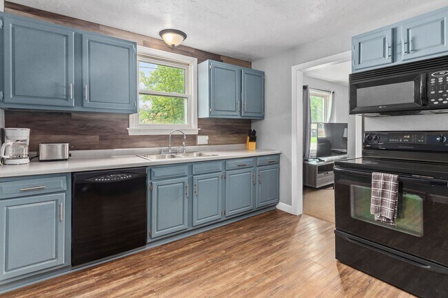 Foto del edificio - 2 Bedroom House in Green Bay
