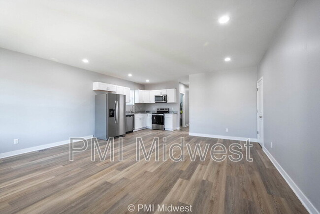 Building Photo - 1817 Montcalm St