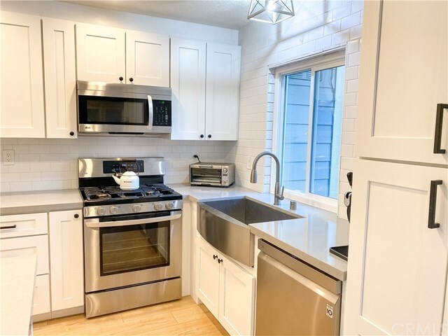 Building Photo - 33 Seabird Ct