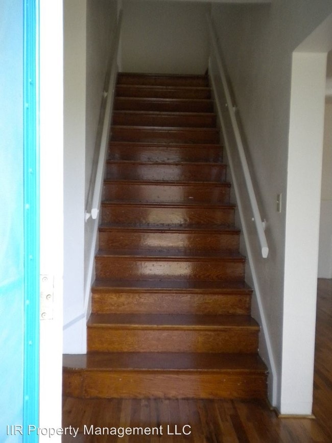 Building Photo - 3 br, 2 bath House - 19 Riverside Dr