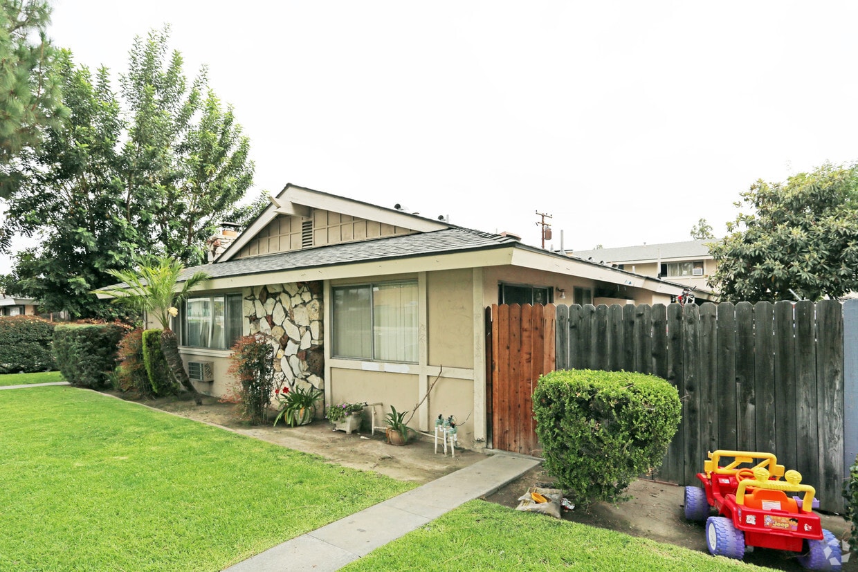 12102 Haster St, Garden Grove, CA 92840 Apartments in Garden Grove