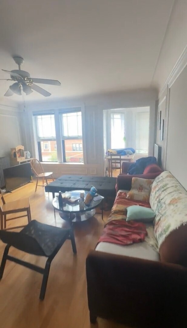 Foto del edificio - 1125 Davis St