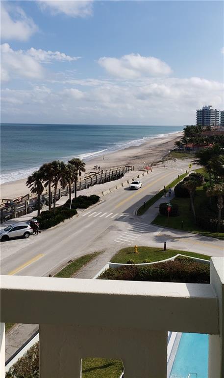 Foto del edificio - 4049 Ocean Dr