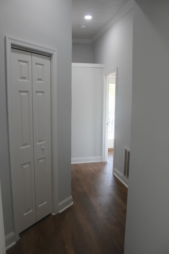 Hallway - 805 Mill St
