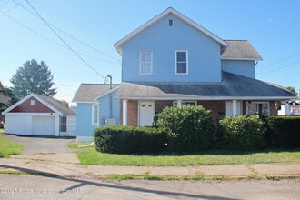 Building Photo - 144 E Grace St