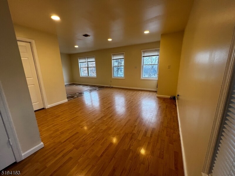 121 N 3rd St, Paterson, NJ 07522 Townhome Rentals in Paterson NJ