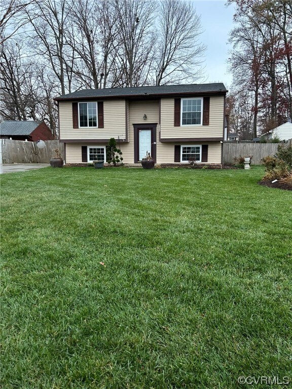 Primary Photo - 9209 Broad Meadows Rd
