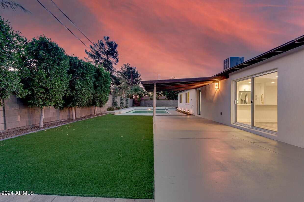 Foto principal - 1836 N McAllister Ave