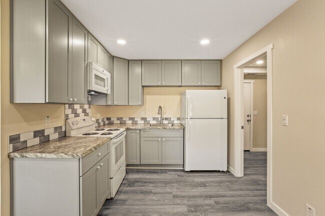 Foto del edificio - 6702 E 3rd Ave