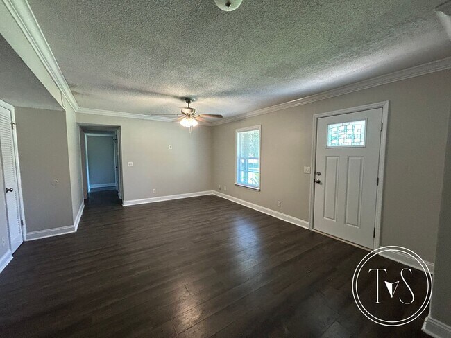 Foto del edificio - 528 Ashmore Rd