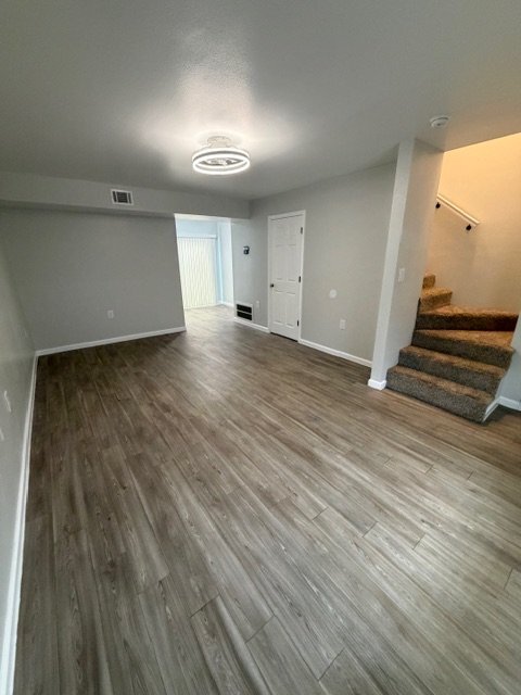 Foto del edificio - 5220 Weber Rd