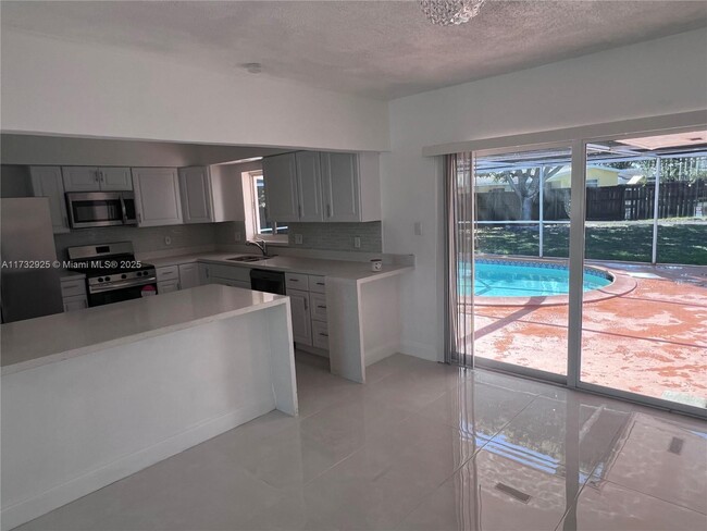 Foto del edificio - 7160 SW 5th Ct