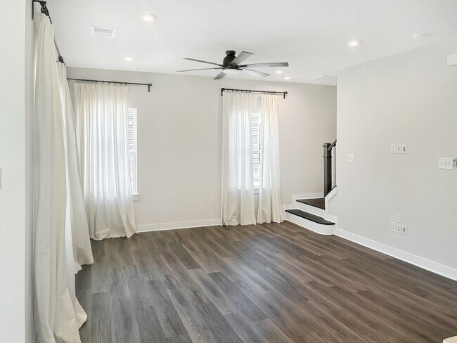 Foto del edificio - Modern Comfort & Style in a Prime Richmond Location