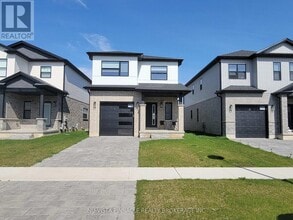 Building Photo - 3846 Auckland Ave.