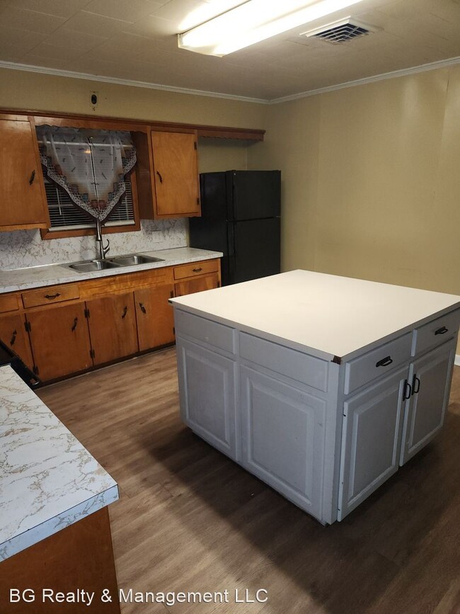 Foto del edificio - 2 br, 1 bath House - 741 Wild Cherry Ln