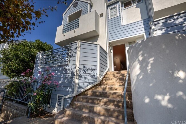 Building Photo - 18020 Prairie Ave