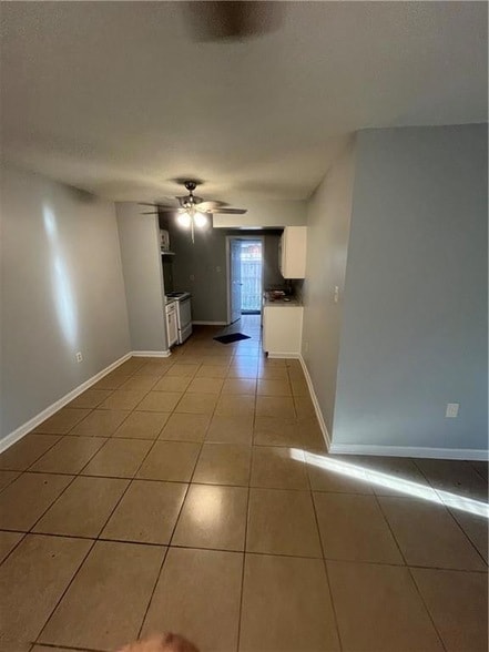 Foto del edificio - 7825 Dorsett Dr