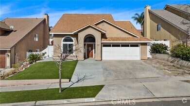 Building Photo - 3327 Deaver Dr
